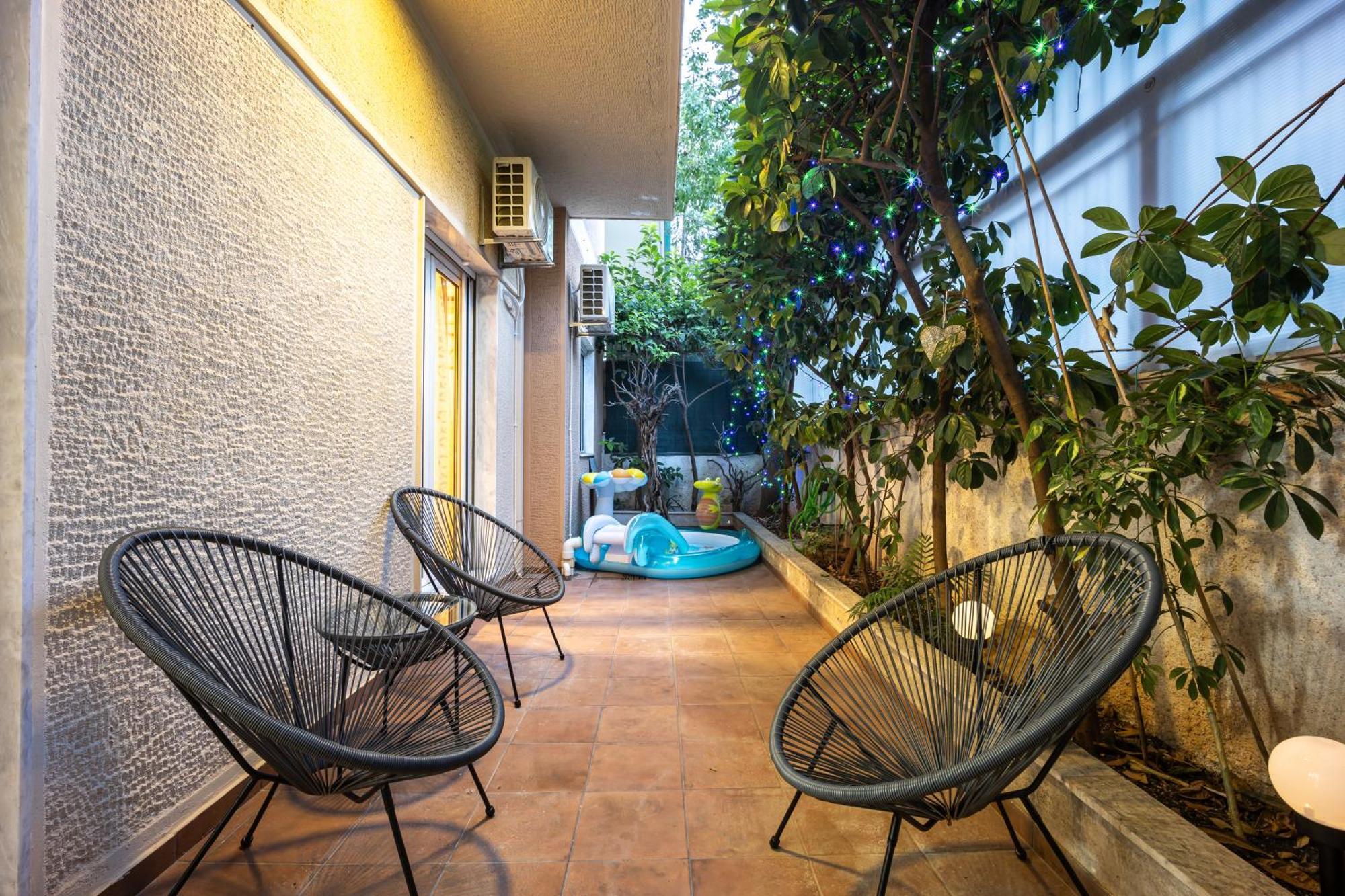 Spacious Garden