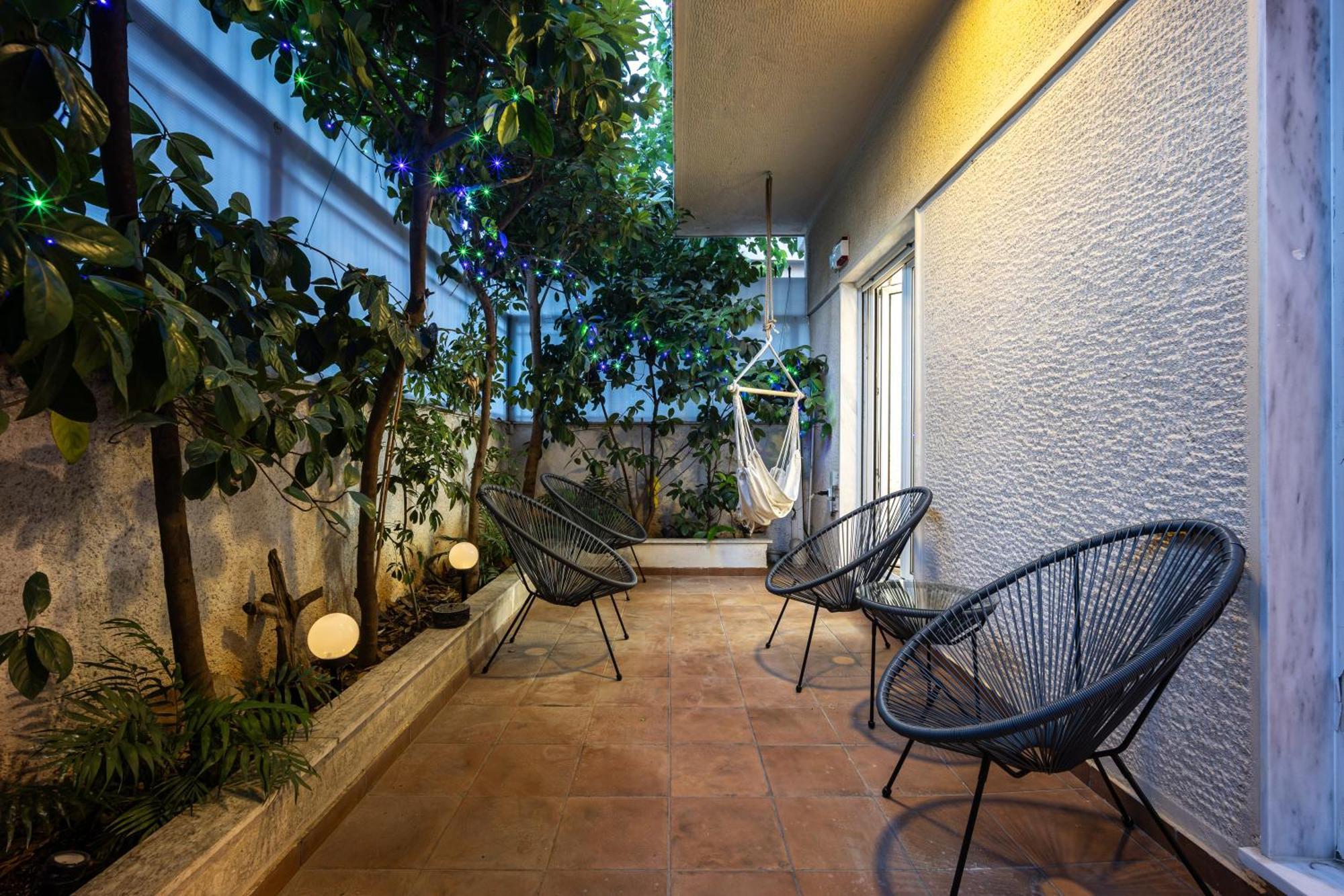 Apartment Spacious Garden *