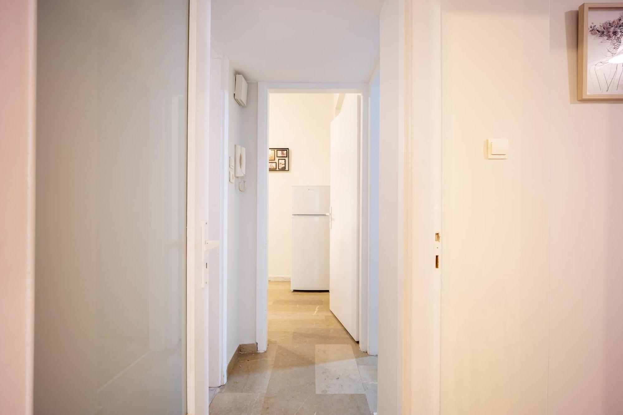 Spacious Garden Apartment Athens